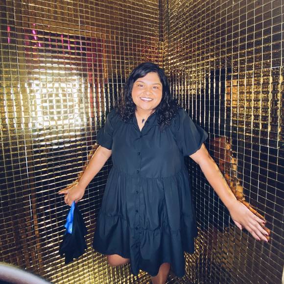 Meet your Posher, Lindsey - Picture 1 of 1